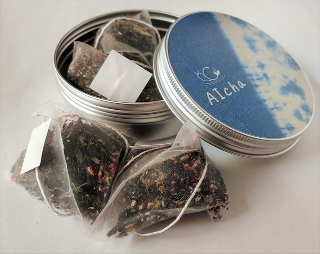 Package of natural Japanese Indigo Tea (Aicha) made from indigo leaves grown in Minamisanriku