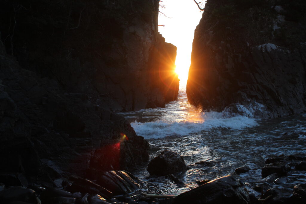 The breathtaking sunrise viewed through the iconic split rocks of Cape Kamiwarisaki