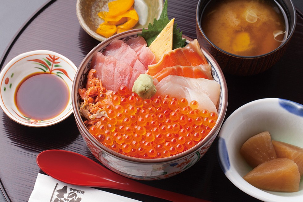 季節料理 志のや