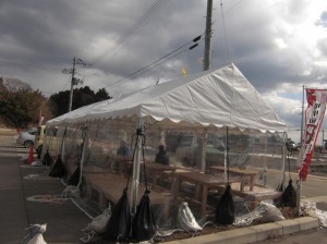 楽テント全体２