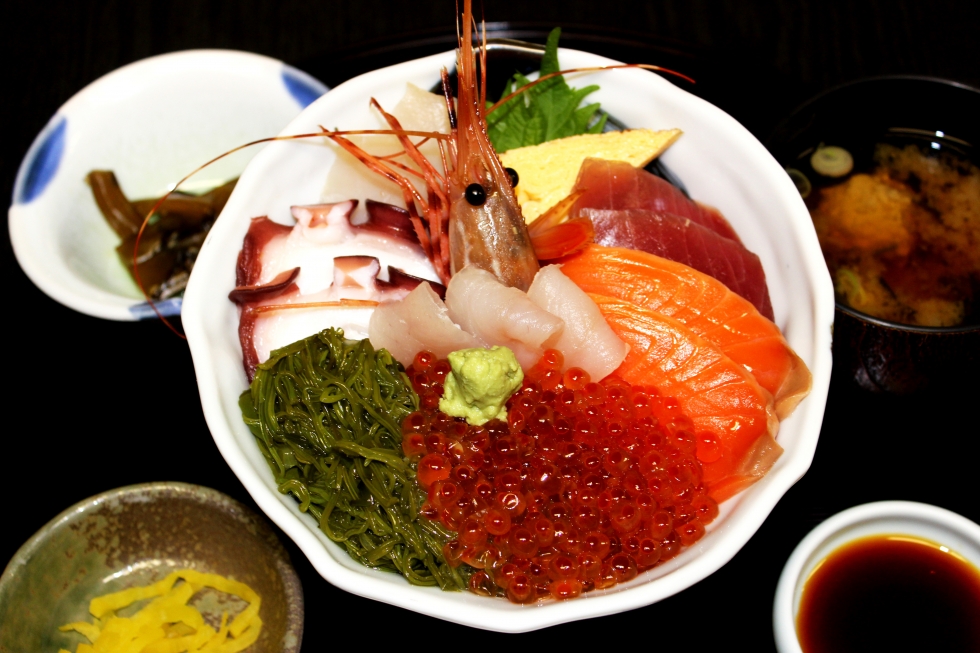 季節料理 志のや