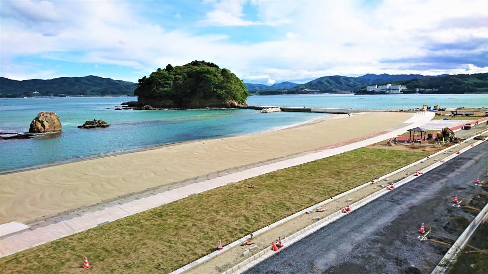7月15日(土)オープン!サンオーレそではま海水浴場