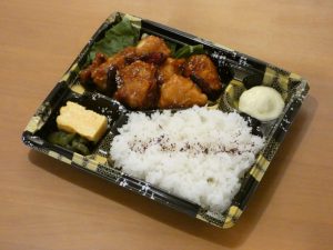 【テイクアウト情報】メカジキ南蛮・マグロフライ弁当