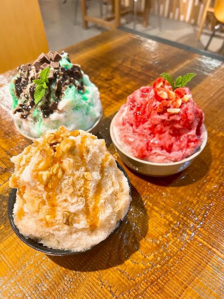 1D9DB4F2-FC4C-4584-91DA-771ABBEBEB8B