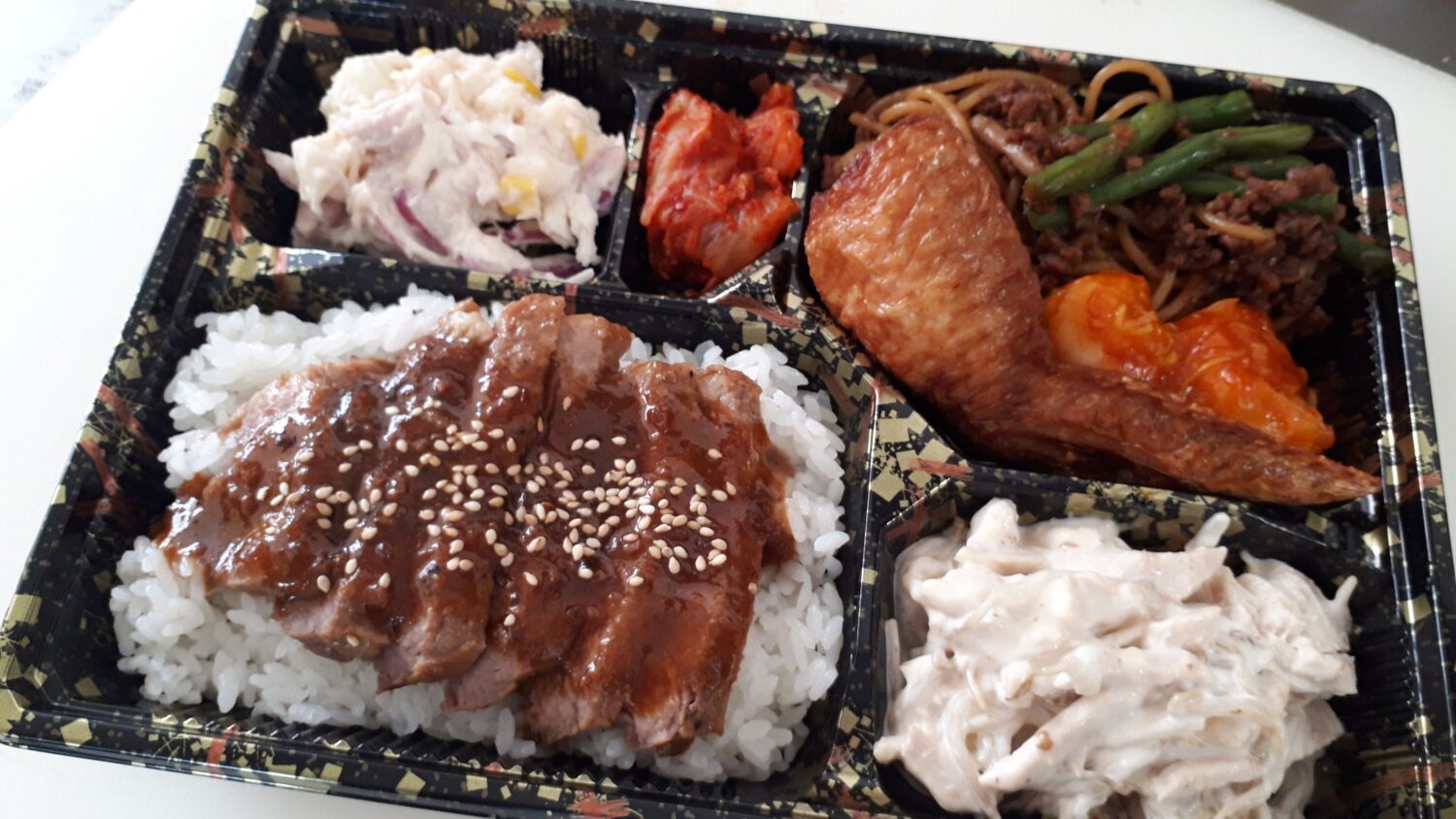 お弁当1,000円