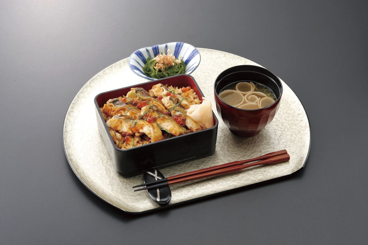 はしもと_煮穴子重1