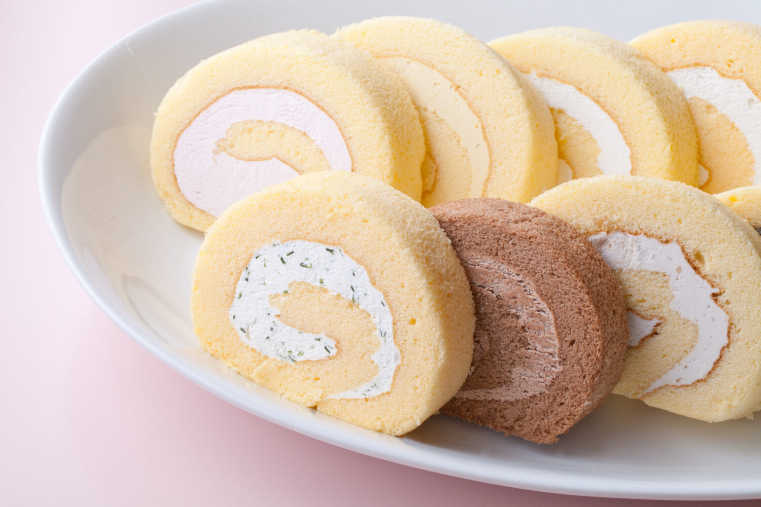 ニュー泊崎荘_絆ロールケーキ