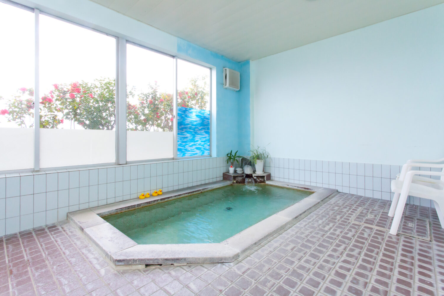 ニュー泊崎荘_内風呂