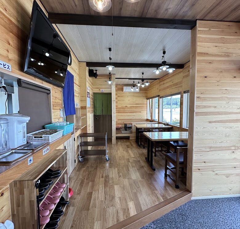 こすずみ庵 店内